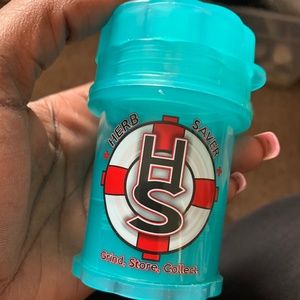 grinder/herb saver